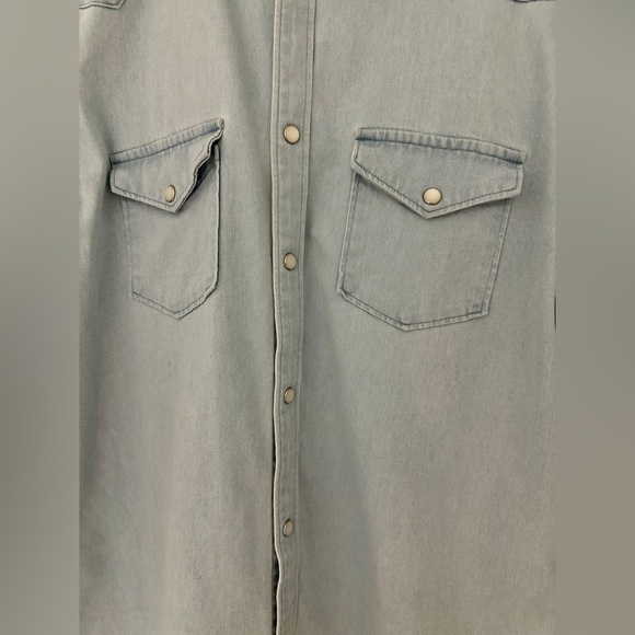 Express Men Light Washed Long Sleeve Shirt - Picture 2 of 5